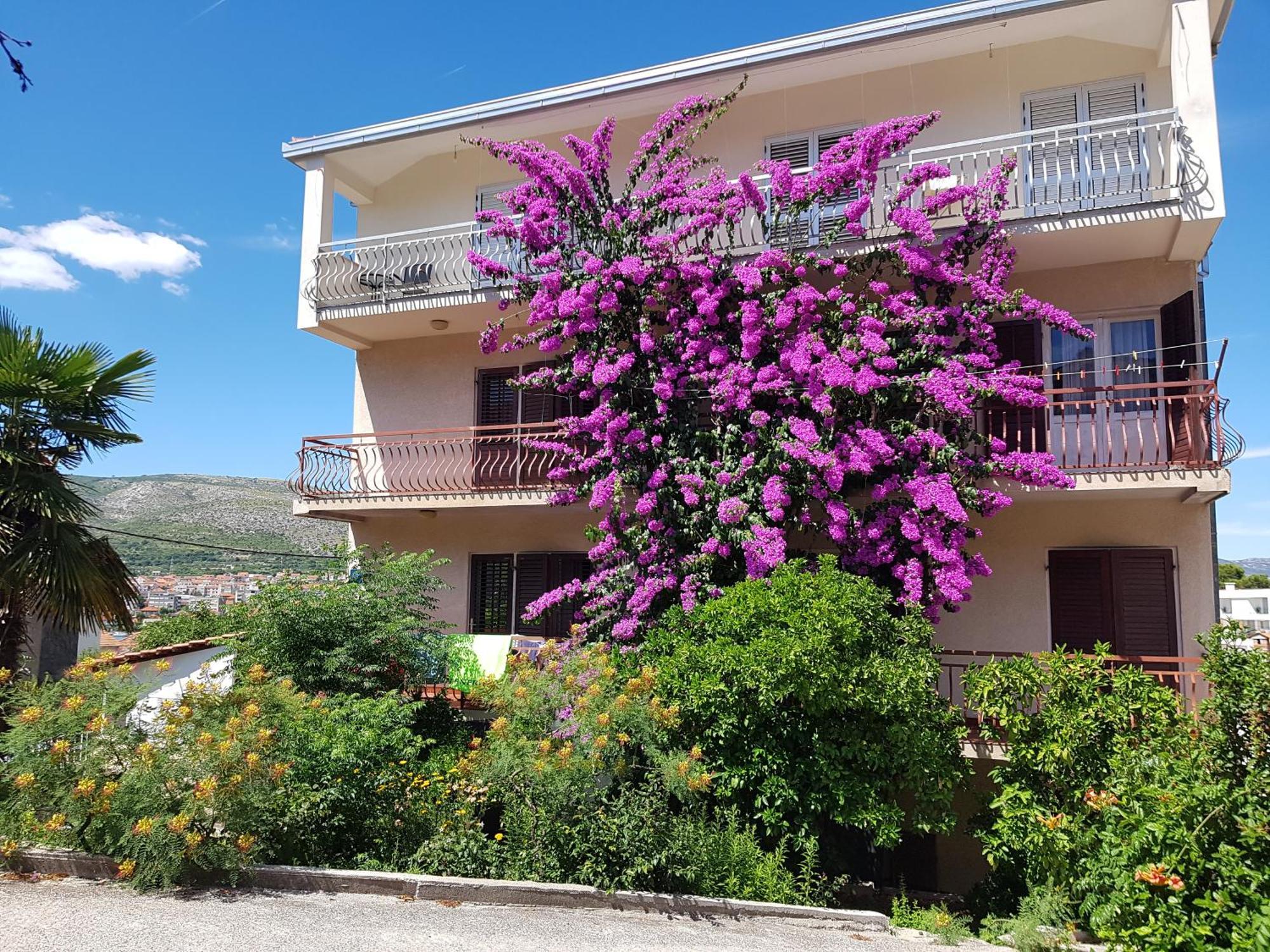 Mravak Apartments Trogir Buitenkant foto