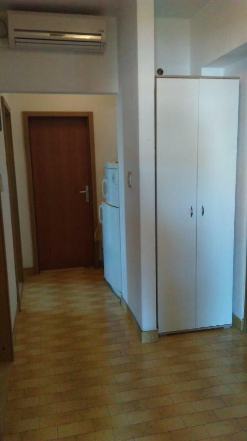 Mravak Apartments Trogir Buitenkant foto