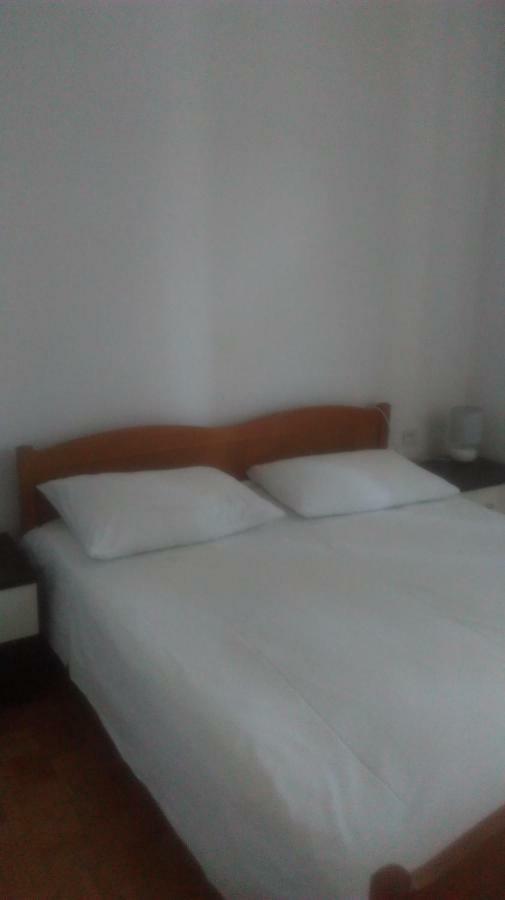 Mravak Apartments Trogir Buitenkant foto
