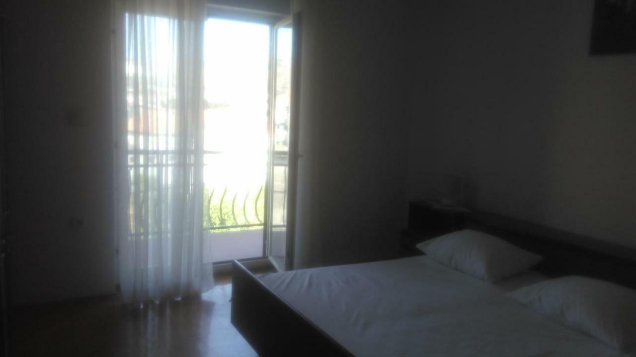 Mravak Apartments Trogir Buitenkant foto